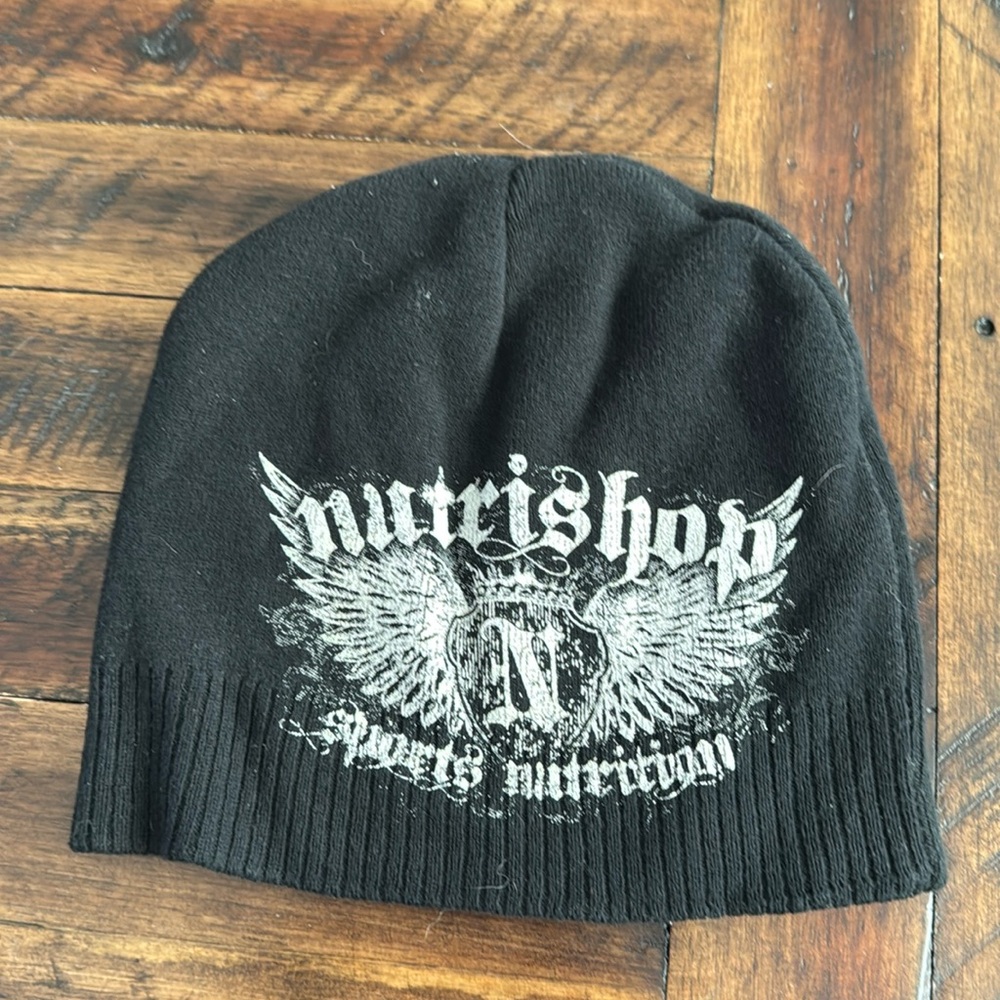 Nutri shop sports nutrition, stocking hat